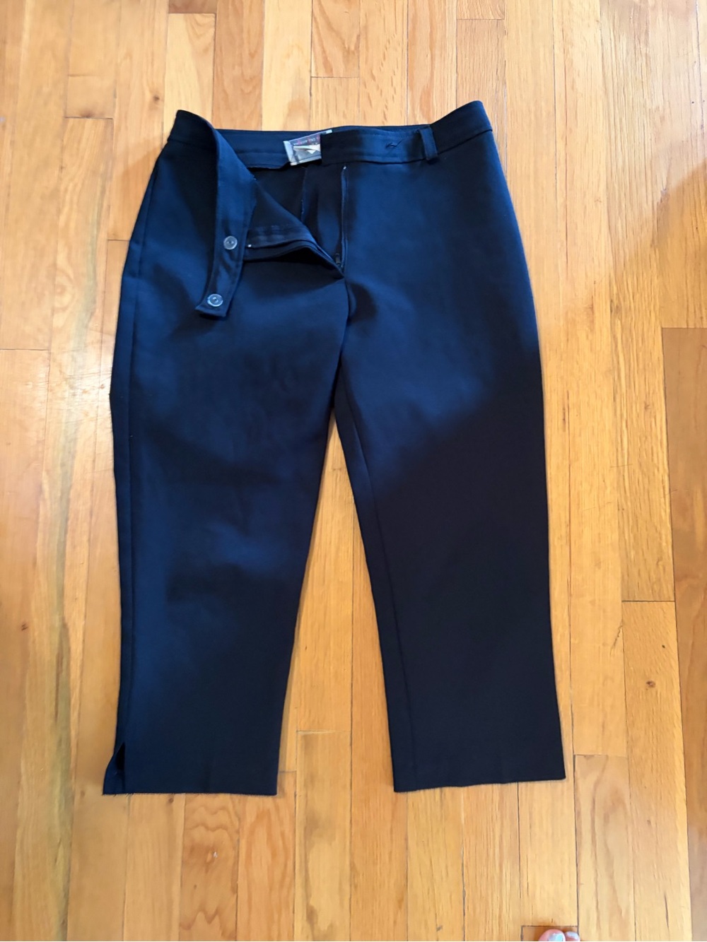 XOXO Black Women’s Capri Pants